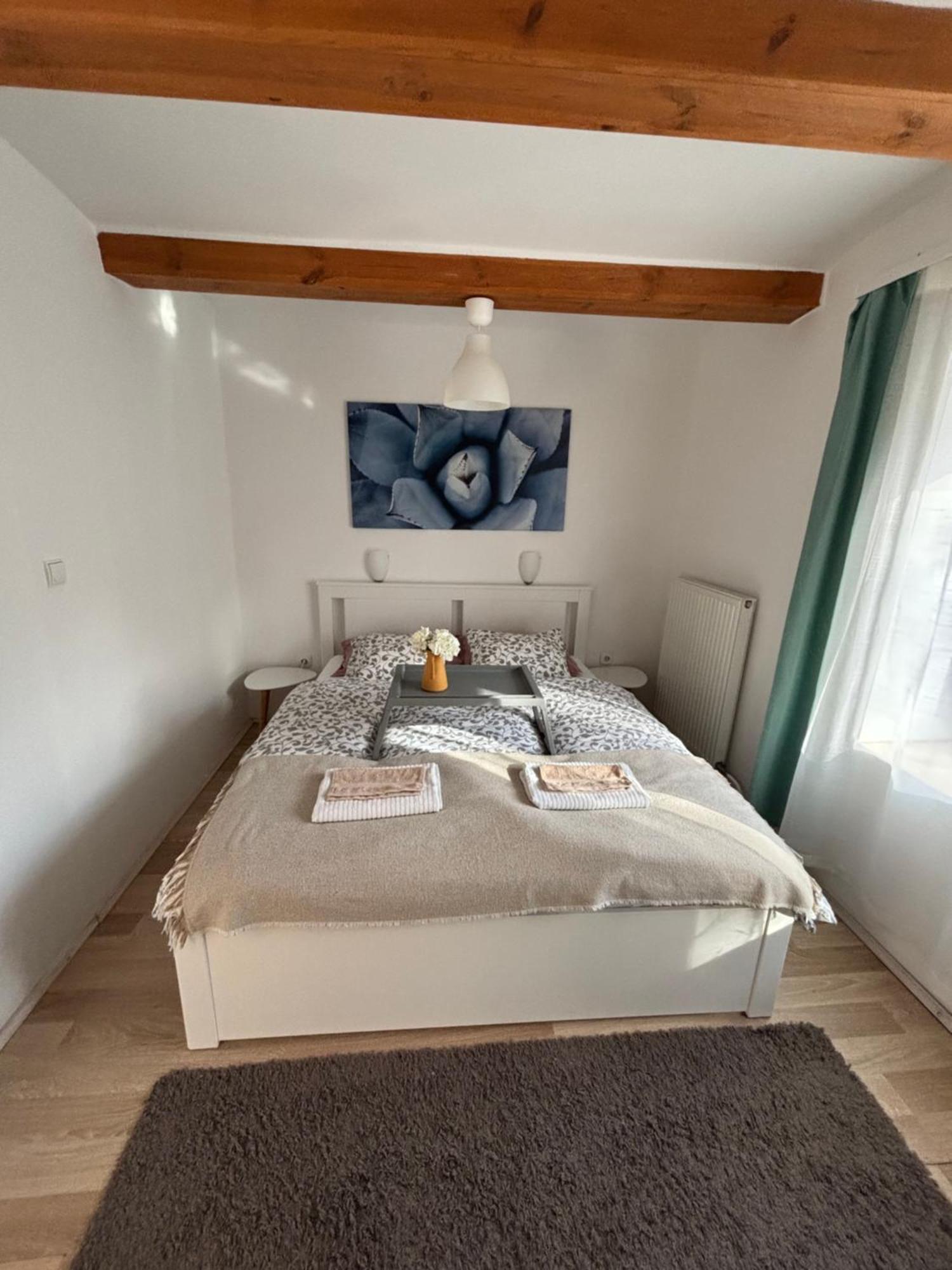 Levendula Apartmanhaz Badacsonytomaj Exteriör bild